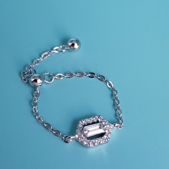 Jewelry - NEW Silver Adjustable Chain Baguette Pave Halo Diamond Ring